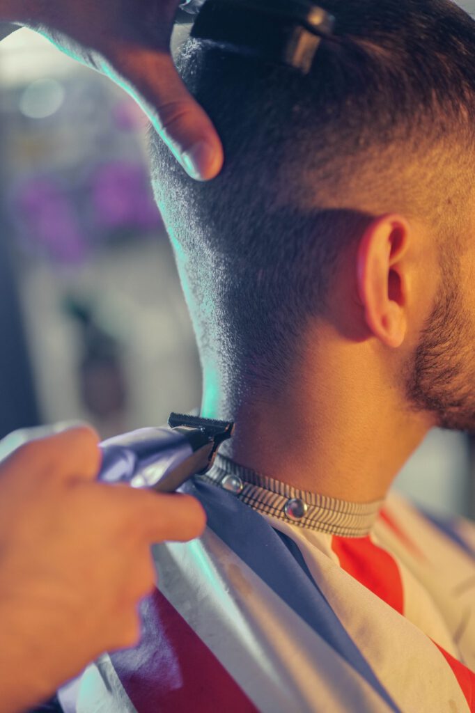 7 Mode barber using a trimmer